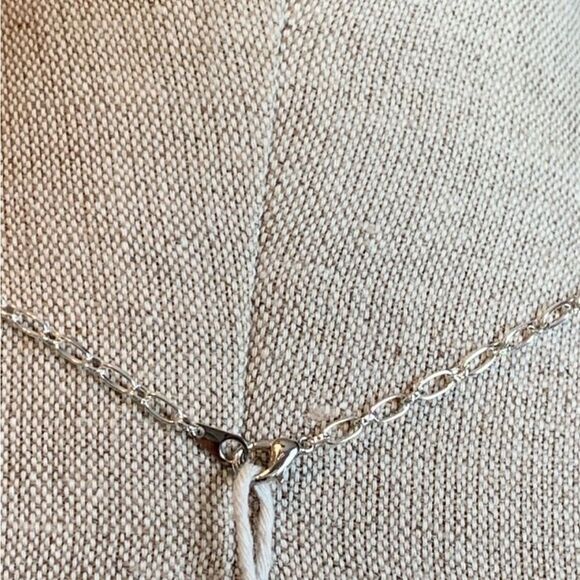 20” Silver Coated Cross Pendant Necklace Y2K - Picture 6 of 6